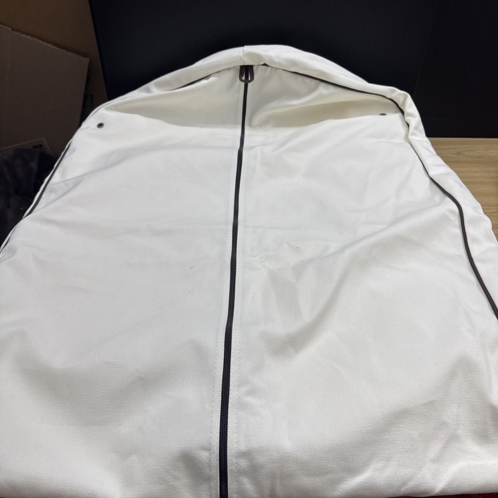 Hermès White Garment Bag Brown Trim Logo Zipper Closure Handles large 61x26 - Picture 2 of 5